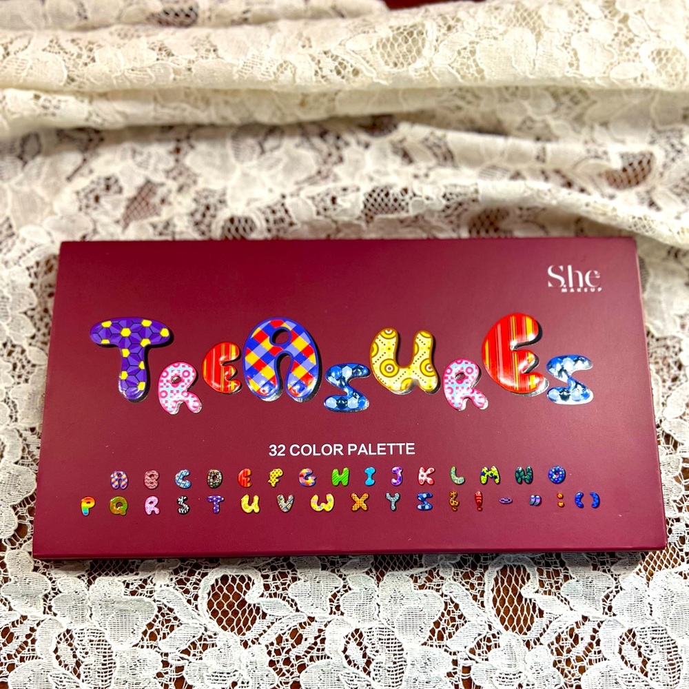 S.heTreasures 32 color palette